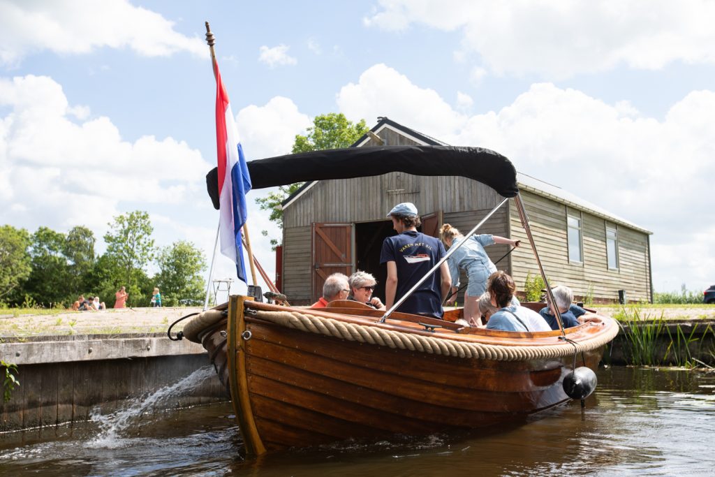 Sloep Jort, varen in Friesland