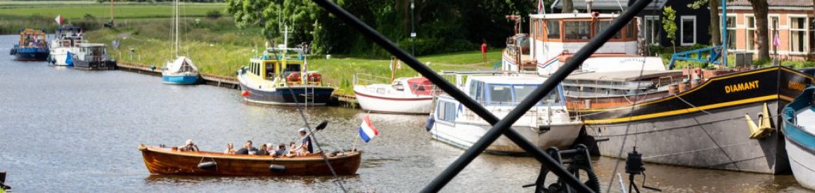 Varen Met Sil bootverhuur in Friesland - opening Sud ie - Foto Marrit Anker 2